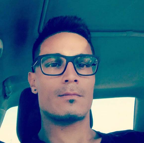 Meet your Posher, Wilson - Picture 1 of 1